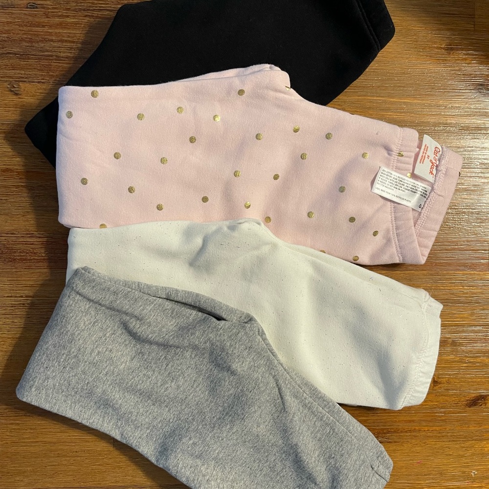 SOLD!! Cat & Jack Fleece Legging 4 Pack
